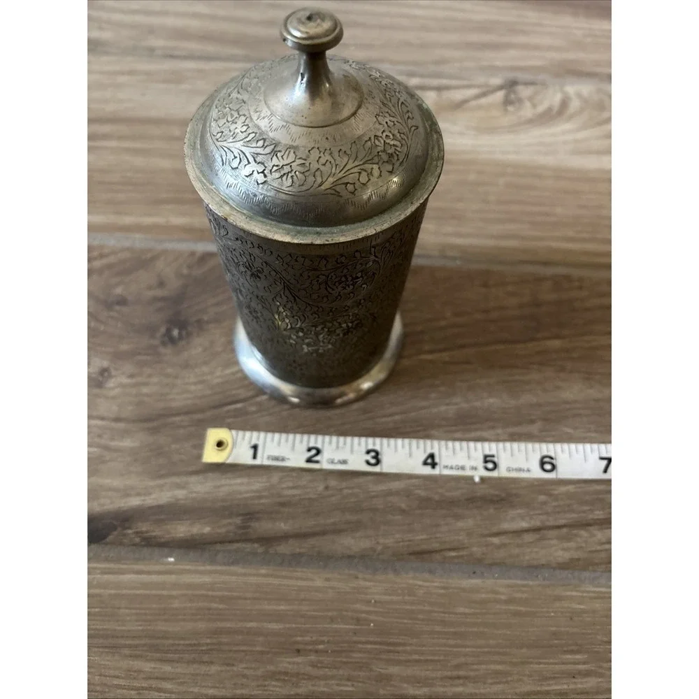 World Gift ZY India Silver‎ Cup Etched Design 6